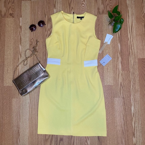 Amanda & Chelsea Yellow Dress - NWT - Picture 1 of 7